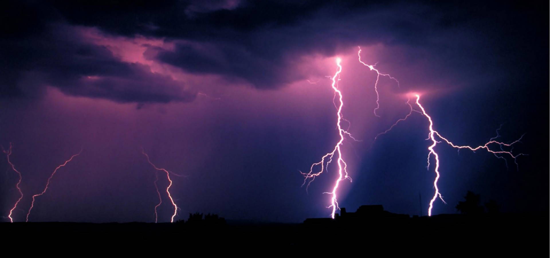 Lightning Storm - Custom Homepage